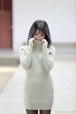 郑佩佩女儿